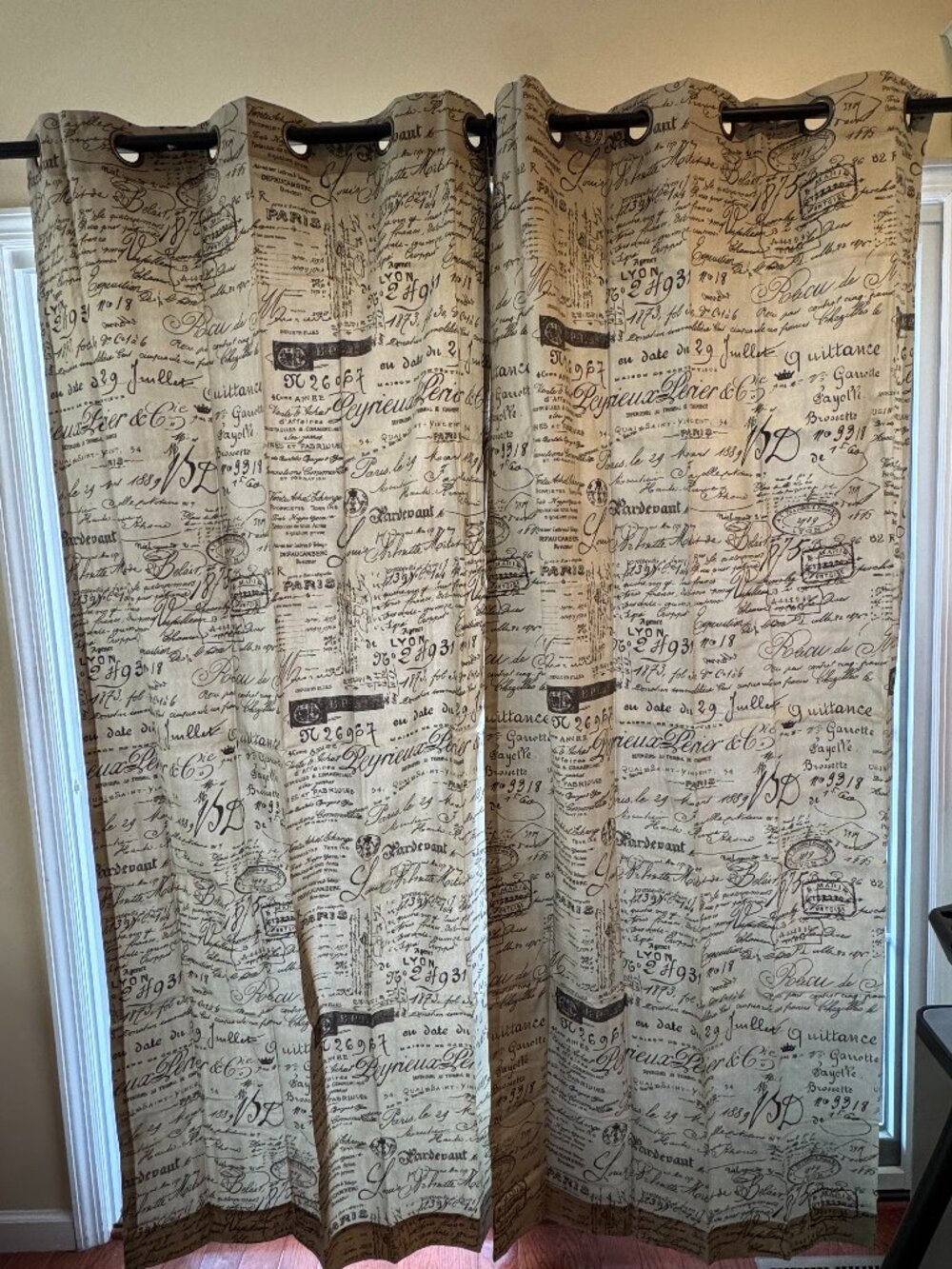 Brand New Thermalogic French Script Grommet Curtains (80x84)